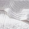 King Size 3 Piece Reversible Scalloped Edges Microfiber Quilt Set in White