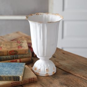 Scalloped Vase (size: large)